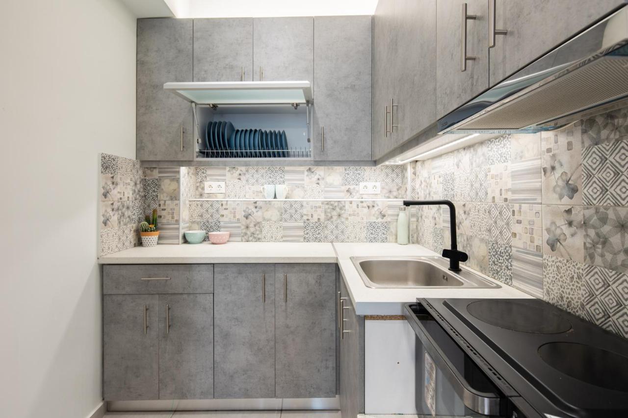 Newly Renovated Cozy Studio Downtown Αθήνα Εξωτερικό φωτογραφία